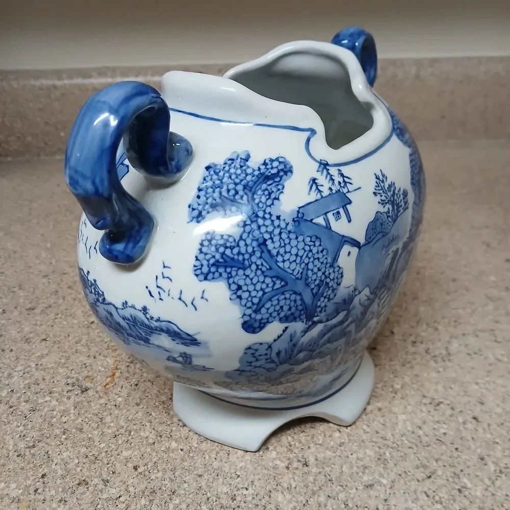 Vtg Blue & White Chinoiserie Vase Bombay Shape Cachepot Double Scroll Handle